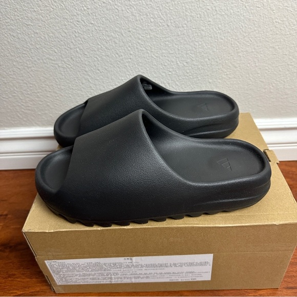 Adidas Yeezy Slide Опух Size 11 - Picture 1 of 9